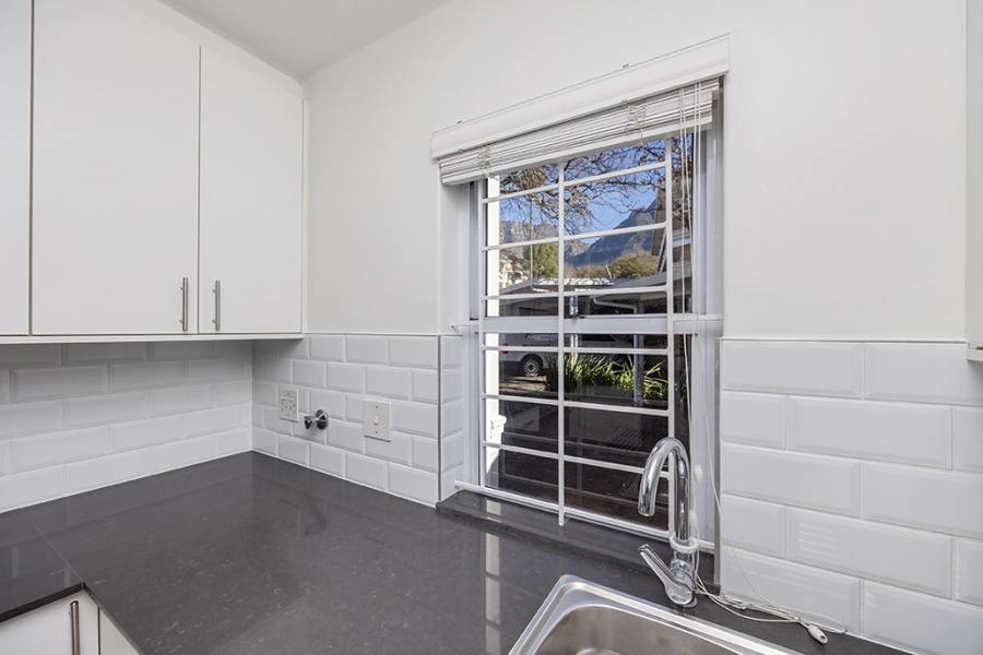 To Let 2 Bedroom Property for Rent in Rondebosch Western Cape